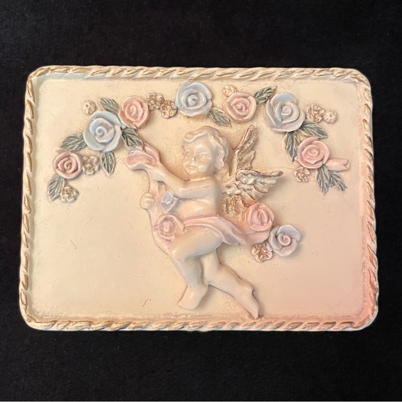 Vintage Trinket Box Floral Cherub 2 Piece Hand Painted Resin Taiwan 3.5” W 2.5 L - Picture 1 of 6
